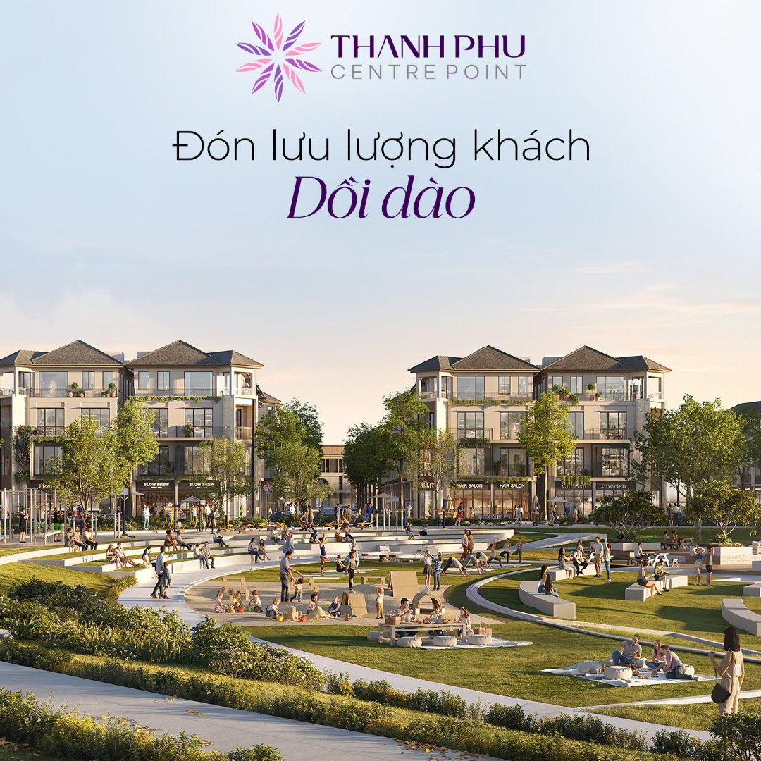 Không gian công cộng náo nhiệt thu hút đông đảo cư dân và khách tham quan đến Hội Phú