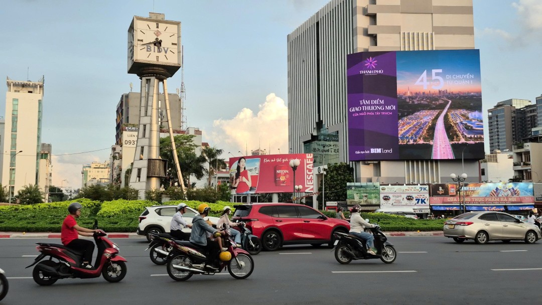 Chiến dịch quảng cáo màn hình LED ngoài trời của dự án Thanh Phú Centre Point