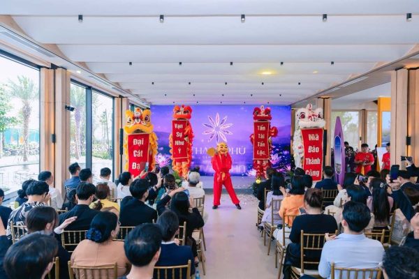 Dấu Ấn Ngày Khai Trương Văn Phòng Bán Hàng Thanh Phú Centre Point